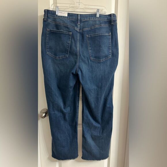 Chico’s Straight Basic Jean Size 3R US 16R High Rise Denim Wide Leg Color Indigo - Picture 2 of 10
